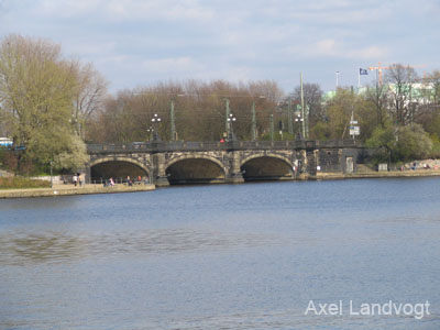 hamburg_bahnhof_alster_videos 022
